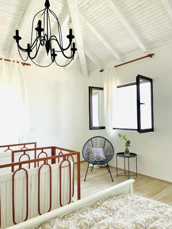 Chic Sea Front Apartment With Breathtaking Kotor Bay View Donji Stoliv Exterior photo